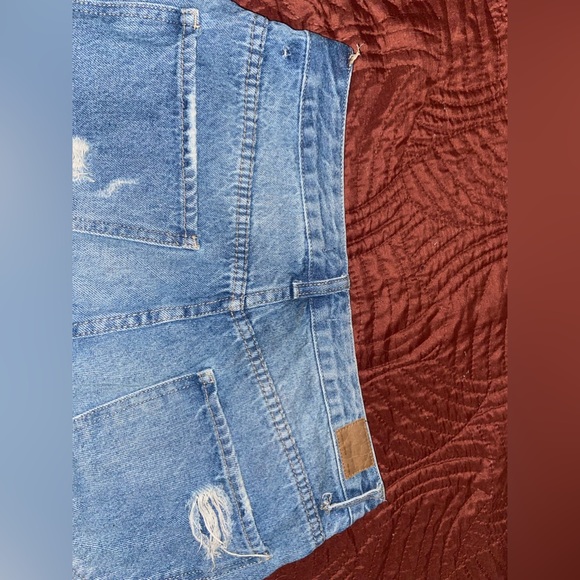 Bluenotes size 30 high rise blue ripped mom jeans - Picture 5 of 5